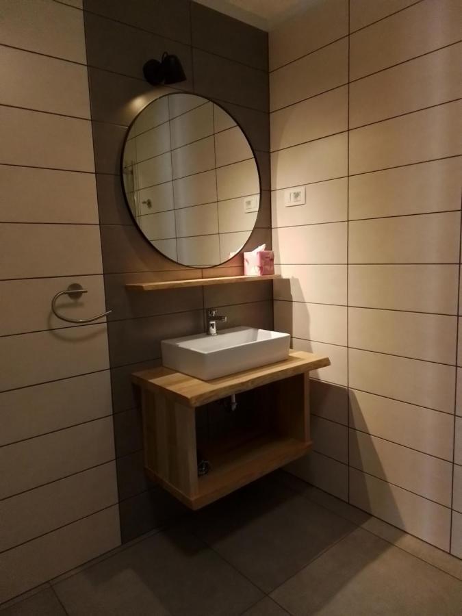 Appartamento Hisa Za Gradom Kobarid Esterno foto